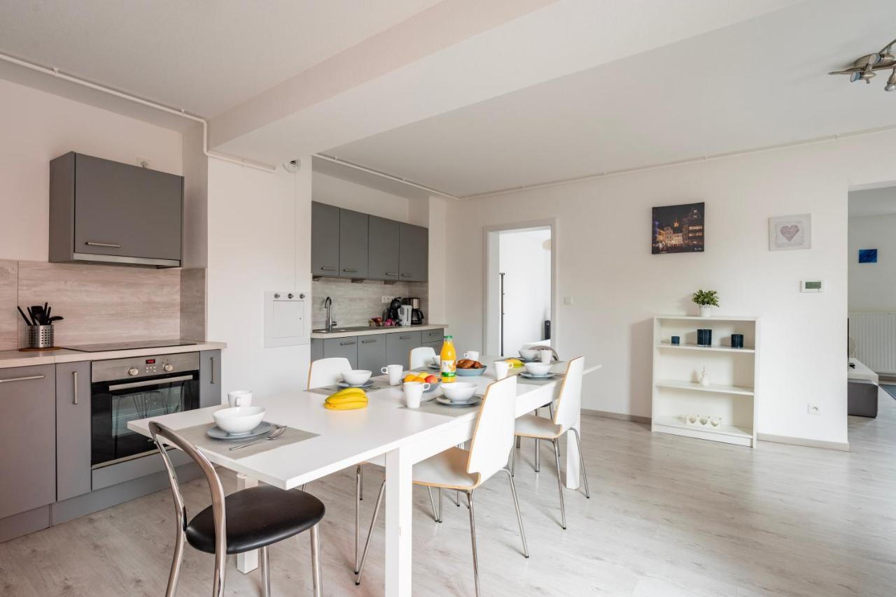 Ferienwohnung Le Manoir De Cyrielle A 10 Min Du Centre De Strasbourg Bischheim Exterior foto