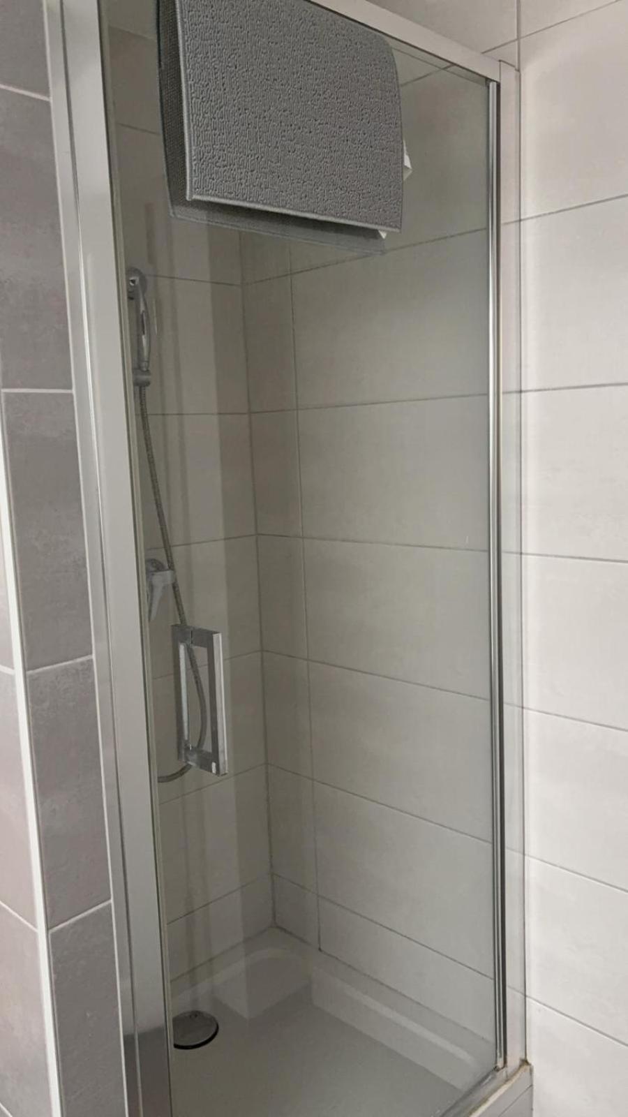 Ferienwohnung Le Manoir De Cyrielle A 10 Min Du Centre De Strasbourg Bischheim Exterior foto